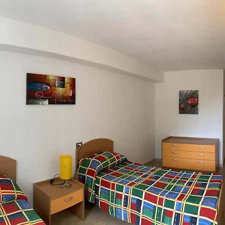- Nettuno Apartamento *