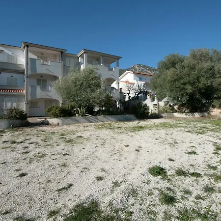 - Nettuno Apartamento